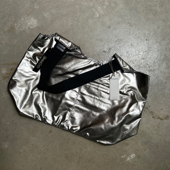 NWT Jack Gomme Thelma Tote in Metal - Picture 4 of 5